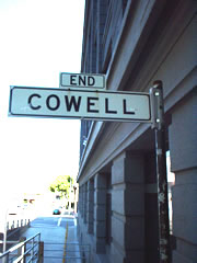 End Cowell Street Sign